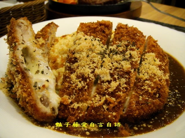 Demi House日式洋食館．超強手工漢堡排+起司豬排咖哩蛋包飯【豔子藤就是愛美食】