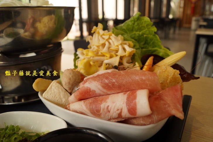 【光蠟樹喫茶館】台中下午茶.QQ珍珠冰淇淋鬆餅.丹麥金磚吐司.奶蓋綠茶.抹茶綠拿鐵.豔子藤美食地圖