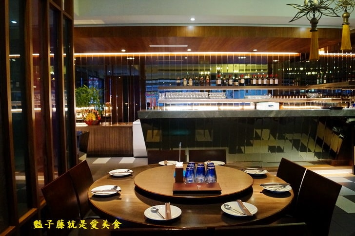 【泰食尚泰式餐廳】台中南屯泰式料理大墩店．紅咖哩炒椰汁豬搭泰國茉莉香米飯．咖哩草蝦滑蛋柔嫩好吃