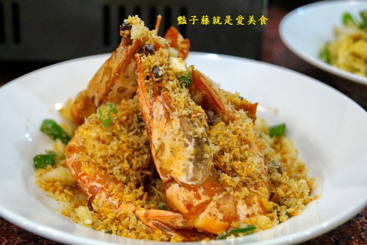 【大祥海鮮屋】台中平價海鮮.五星飯店主廚私房菜.燒鴨.萬巒豬腳.澎湖海產.辣椒筍子雞湯.招牌美味推薦