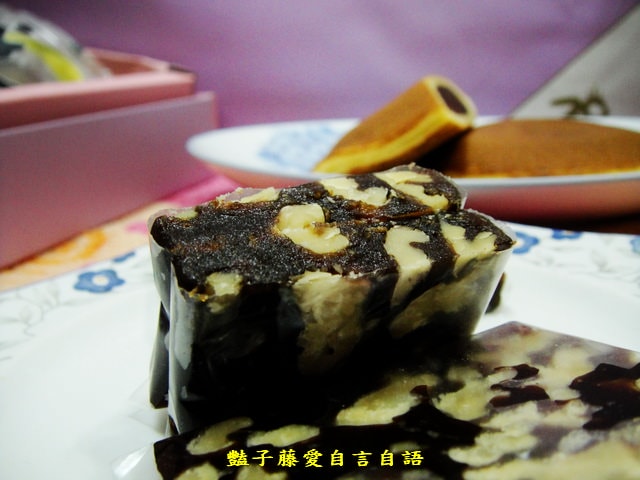 甜食糕點＆元祖核棗糕送禮送到心坎裡的春節伴手禮。同場加映哆啦A夢最愛黃金銅鑼燒【豔子藤美食嚐鮮試吃報告】