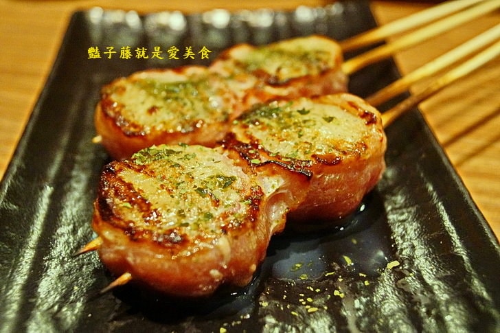 【新竹Moibon炭火串燒】新竹城隍廟美食．隱藏巷弄裡的日式串燒居酒屋．豔子藤美食地圖