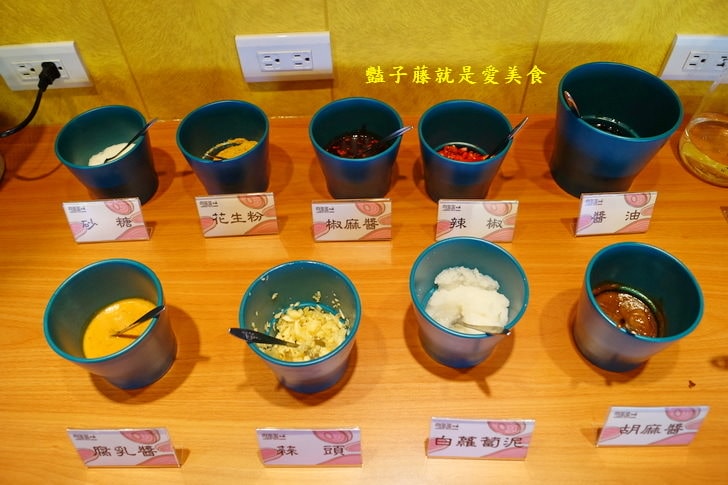 【肉多多火鍋】台中暴龍級火鍋第一品牌.挑戰肉食主義者大胃王.噶瑪蘭盤克夏優選豚美味意難忘／豔子藤
