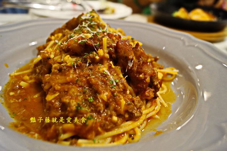冰果甜心．萬聖節墳場開趴．魔法南瓜．鬼棺．木乃伊祭壇來搗蛋【豔子藤就是愛美食】