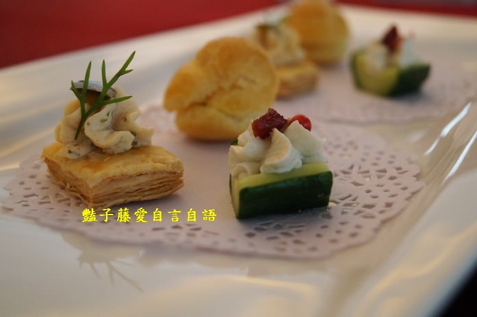 羅西亞牛排相約情人節餐廳．台中夏蒙法式小館【豔子藤就是愛美食】
