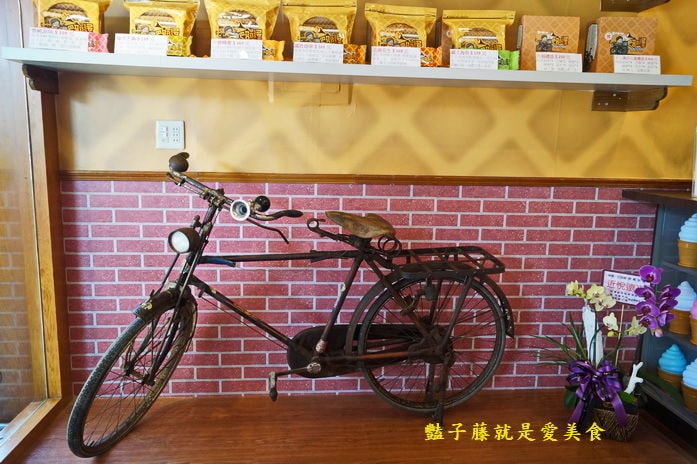 巴部屋鮮奶蜂蜜甜筒霜淇淋．臺中市好禮必敗團購美食．叭噗的幸福滋味【豔子藤就是愛美食】