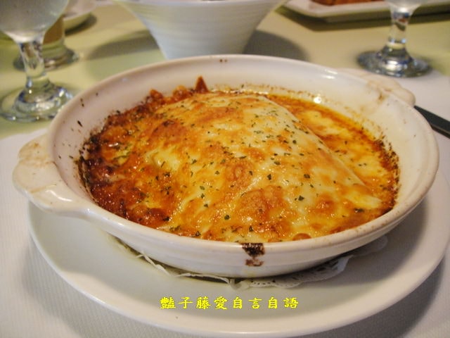 台北異國美食＆維也納小館。脆皮烤雞腿青醬燉飯法式油封鴨披薩【豔子藤就是愛美食】登上聯合新聞網首頁