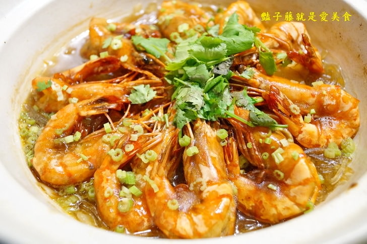 【東街日式料理民生店】新竹美食平價日式料理．咖哩螃蟹．鮑魚荒煮．嚴選合菜料理．超值又豪邁