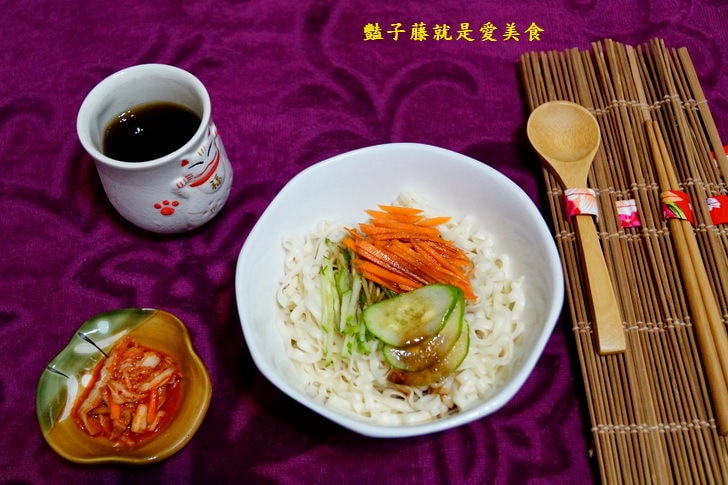 【味源沾喜乾拌麵】懷舊古早味油蔥拌麵．４０年製醬老廠．老師傅獨特醬料之手工製乾拌麵