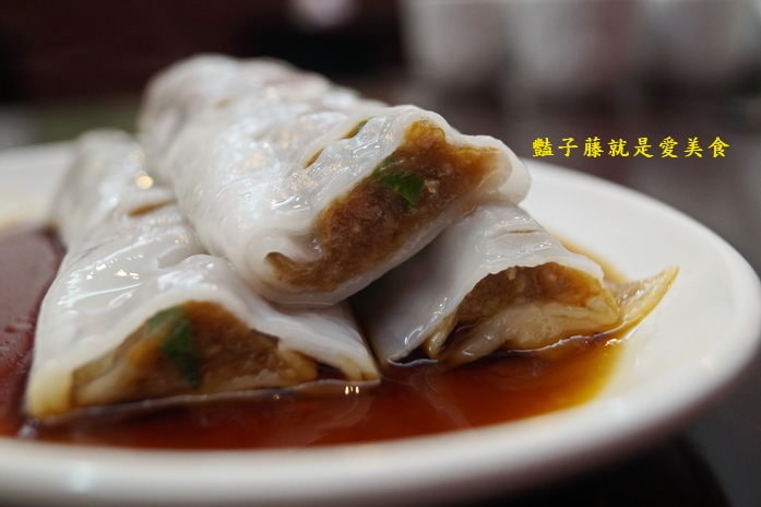 鑫旺角茶餐廳．台中北平路美食．香茜牛肉腸粉好吃推薦．鬼馬炒飯很厲害【豔子藤就是愛美食】