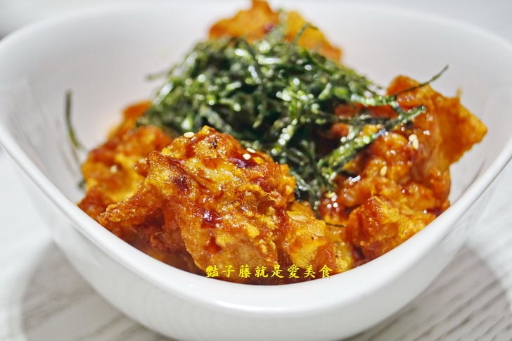 【台中梨子咖啡館】臺中音樂美食餐廳.碳烤頂級肋眼牛排.酥烤德國豬腳.關東風壽喜燒.崇德店得饗主宴