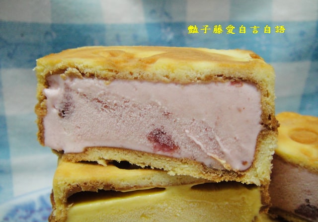 甜食糕點＆元祖雪餅巧克力脆片草莓芒果味。中秋限定！錯過要再等一年【豔子藤美食嚐鮮試吃報告】