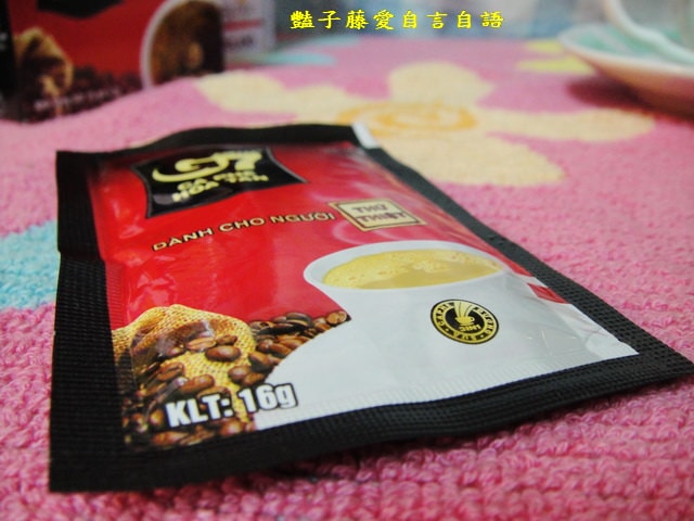 茶點零食＆綠森林米奇熊。泰國MANORA蝦餅+越南G7黑咖啡、三合一咖啡【豔子藤美食嚐鮮試吃報告】
