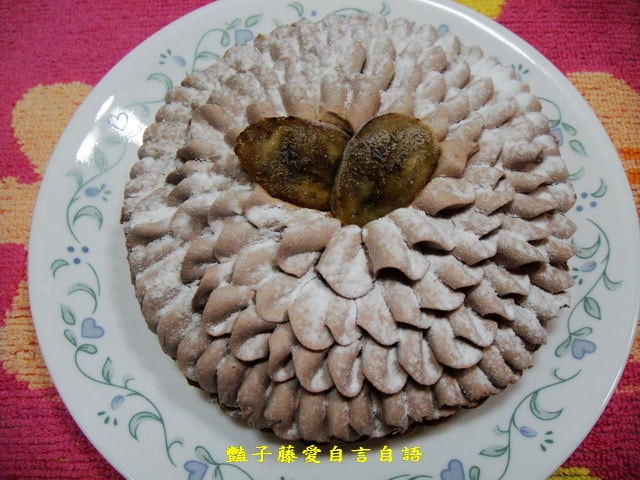 甜食糕點＆拉米爾法式烘焙夢工場。香蕉巧克力牛乳派和超濃牛乳牛軋糖的幸福之味【豔子藤美食嚐鮮試吃報告】