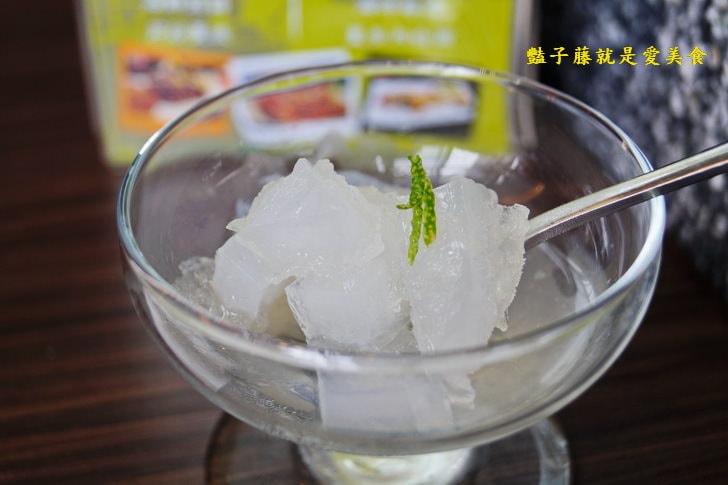 【佳濱成功旗魚專賣店】臺東成功旗魚咖啡.黑潮頂級生魚片配咖啡.甜點檸檬蒟蒻竟是曼波魚皮?豔子藤台東美食地圖