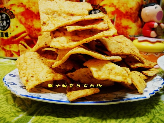 茶點零食＆大尾魷魚餅+魚酥條．原味辣味都好吃【豔子藤美食嚐鮮試吃報告】