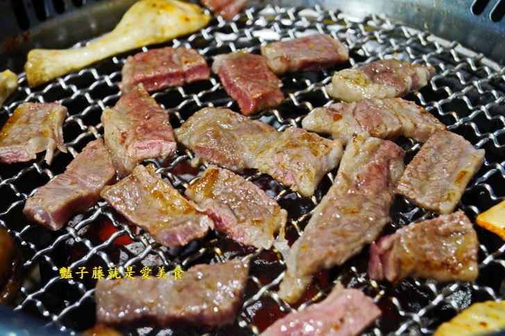 味肉舖韓國烤肉．新竹韓式料理．正宗韓式烤五花肉大口吃【豔子藤就是愛美食】