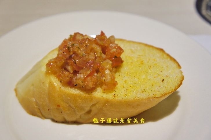 【吉仁牛排館】新竹美食餐廳．美式菲力牛排與義式海鮮焗飯的美味首選．豔子藤美食地圖