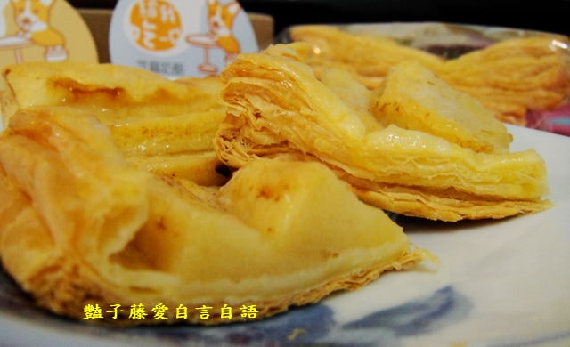甜食糕點＆給我吃一口。稻香布朗尼+戚風蛋糕+幸福蘋果派+提拉米蘇+綜合奶酪【豔子藤美食嚐鮮試吃報告】