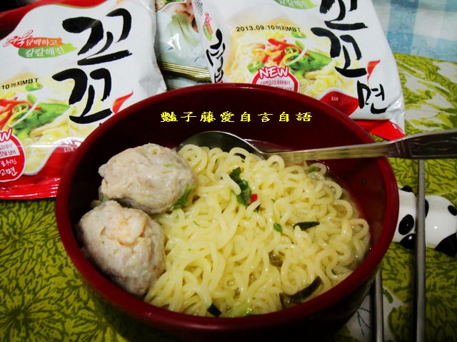 煮食麵點＆綠森林米奇熊韓國朴有天Kiss雞絲麵+Paldo咕咕麵【豔子藤美食嚐鮮試吃報告】