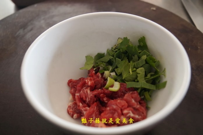 台南安平美食清燙牛肉．安平林家牛肉湯【豔子藤就是愛美食】登上聯合新聞網首頁