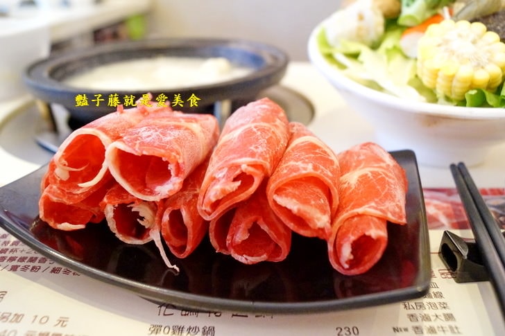 【白米淇花媽火鍋物】逢甲鍋物.粥底海鮮鍋很私房.避冬暖暖鍋麻油雞.花媽特選養肝鮮蜆海鮮鍋.素食蔬食燒酒雞