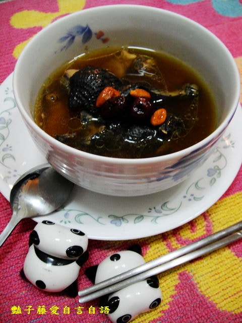 豔家廚房＆薑母烏骨雞湯。冬季滋補好湯簡單料理【豔子藤就是愛美食】