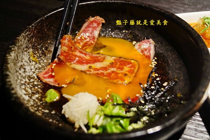 【Nikuniku肉肉燒肉五權西店】台中燒肉.1680豚肉雙人套餐.伊比利豬.松阪豬.海鮮干貝大草蝦.北谷櫻桃鴨幸福饗宴