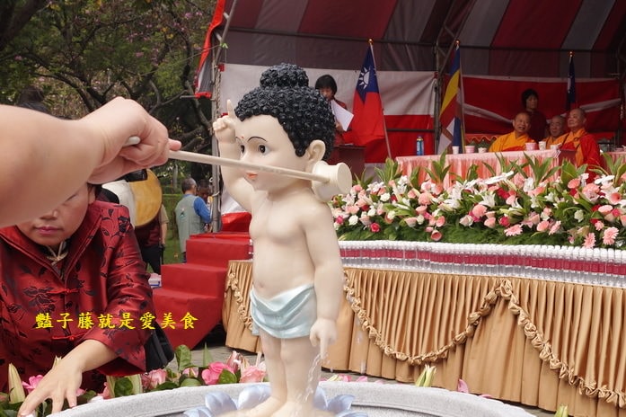 佛誕節暨浴佛園遊會．台中市中山公園【豔子藤旅遊全地圖】