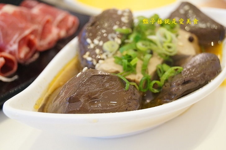 【白米淇花媽火鍋物】逢甲鍋物.粥底海鮮鍋很私房.避冬暖暖鍋麻油雞.花媽特選養肝鮮蜆海鮮鍋.素食蔬食燒酒雞