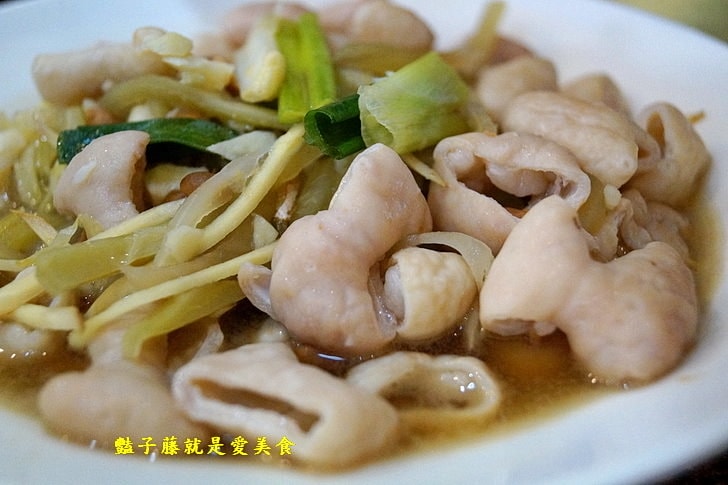 【大祥海鮮屋】台灣美食道地客家菜.台中西屯區美食.客家盆菜很經典.梅干扣肉與魚脯燜豆腐好吃又下飯