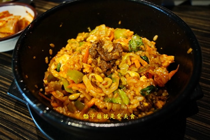 味肉舖韓國烤肉．新竹韓式料理．正宗韓式烤五花肉大口吃【豔子藤就是愛美食】