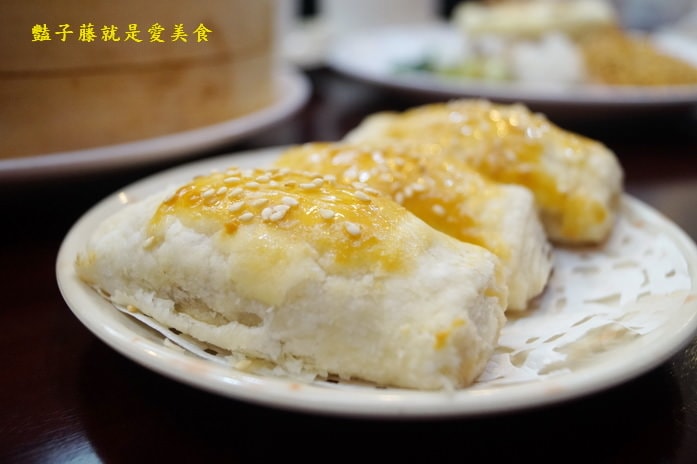鑫旺角茶餐廳．台中北平路美食．香茜牛肉腸粉好吃推薦．鬼馬炒飯很厲害【豔子藤就是愛美食】