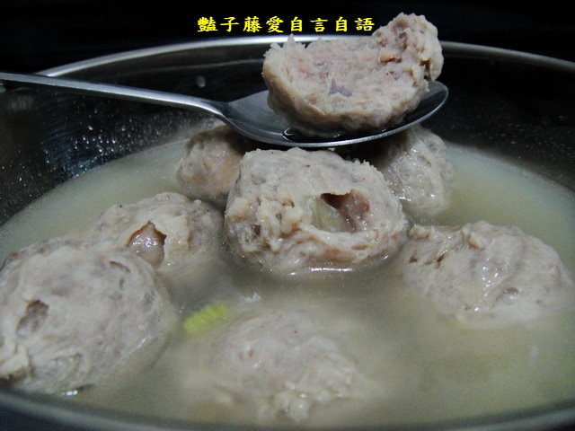 煲炖湯品＆活叻小丸子。三鮮貢丸+芋頭貢丸+泡菜貢丸爆汁超好吃【豔子藤美食嚐鮮試吃報告】