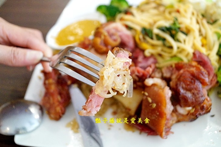 【Casamia義式餐廳】新竹異國美食．德國豬腳雙人套餐飽足又滿足．溫馨小館的美味幸福時光