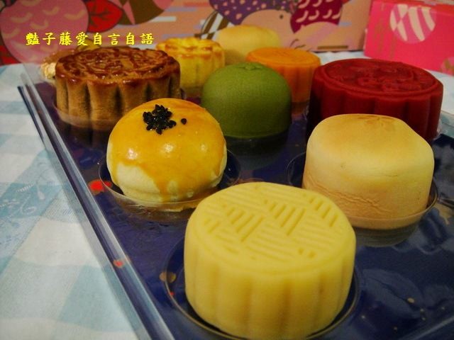 星球月餅之美味探險。2013金格采吟月中秋禮盒【豔子藤美食嚐鮮試吃報告】