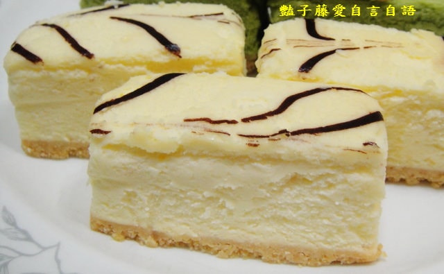 甜食糕點＆巨嘴鳥。原味抹茶楓糖咖啡冰淇淋重乳酪棒【豔子藤美食嚐鮮試吃報告】