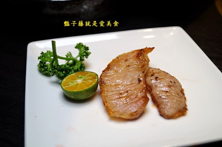 【Nikuniku肉肉燒肉五權西店】台中燒肉.1680豚肉雙人套餐.伊比利豬.松阪豬.海鮮干貝大草蝦.北谷櫻桃鴨幸福饗宴