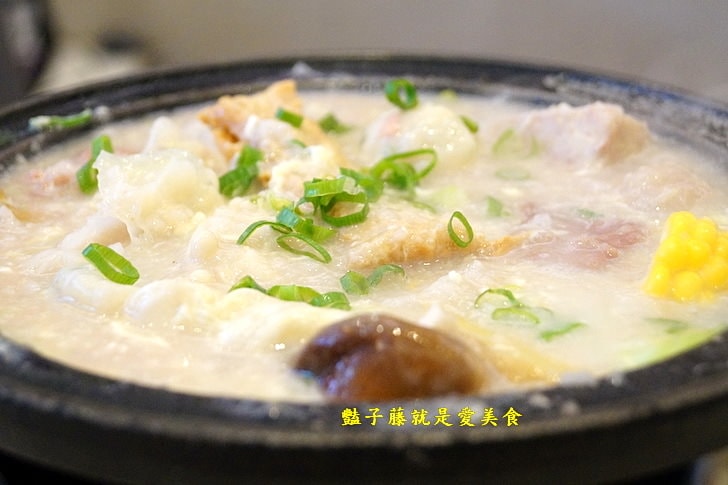 【白米淇花媽火鍋物】逢甲鍋物.粥底海鮮鍋很私房.避冬暖暖鍋麻油雞.花媽特選養肝鮮蜆海鮮鍋.素食蔬食燒酒雞