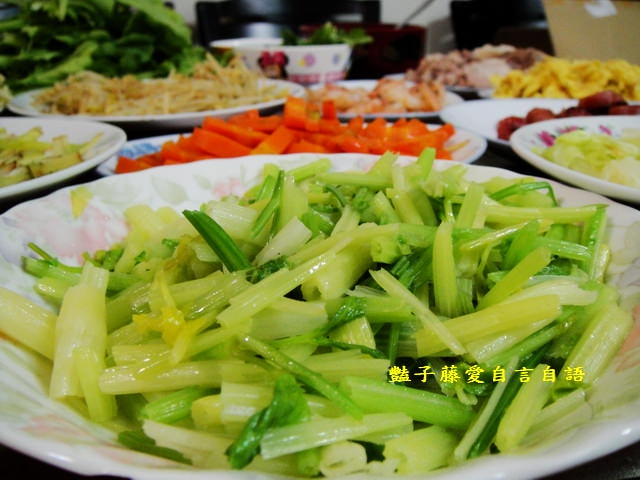 豔家廚房＆現場直擊！美味蝦仁香腸生菜潤餅【豔子藤就是愛美食】感謝推薦登上聯合新聞網首頁
