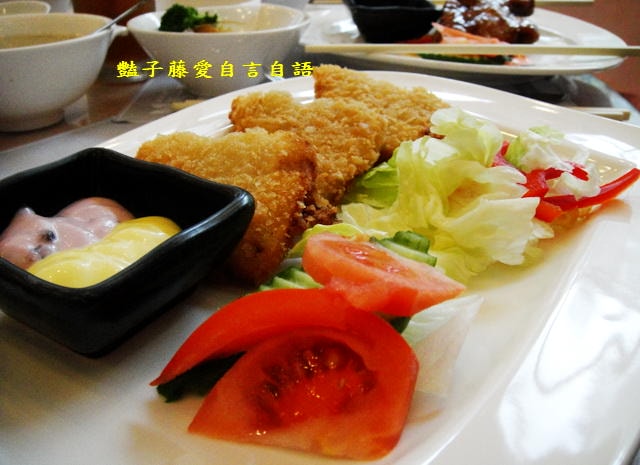 統一渡假村谷關溫泉養生會館松饕樓。日式溫泉套餐蒲燒雞腿排+和風香酥魚排+下午茶【豔子藤就是愛美食】