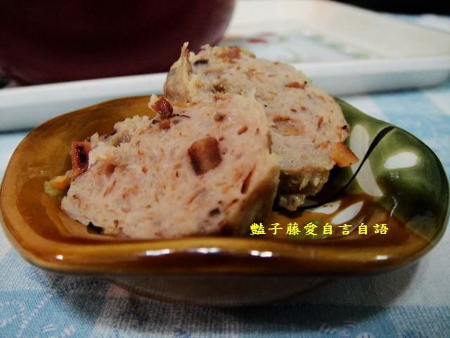 煲炖湯品＆活叻小丸子。三鮮貢丸+芋頭貢丸+泡菜貢丸爆汁超好吃【豔子藤美食嚐鮮試吃報告】