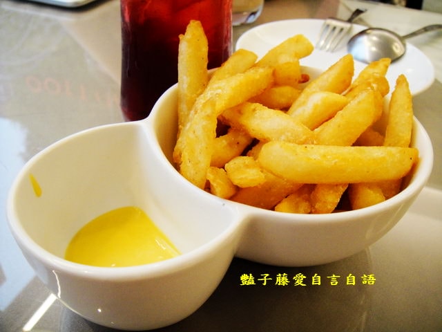 台中異國美食＆亞加珞義式廚房焗烤燉飯義大利麵披薩吃到飽【豔子藤就是愛美食】