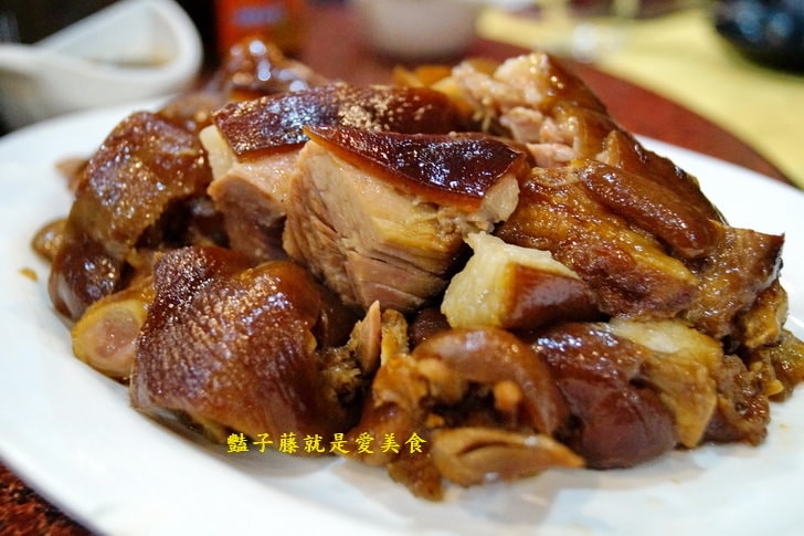 【大祥海鮮屋】台中平價海鮮.五星飯店主廚私房菜.燒鴨.萬巒豬腳.澎湖海產.辣椒筍子雞湯.招牌美味推薦
