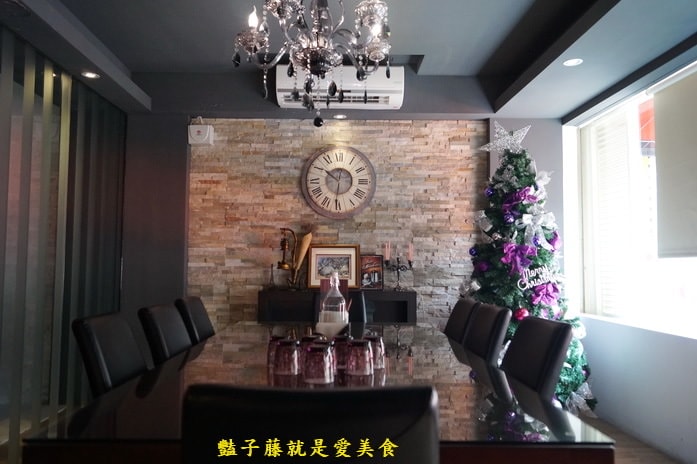 【彰化員林火車站美食】原覺咖啡．沒有湯的瑞士起司鍋．豔子藤就是愛美食