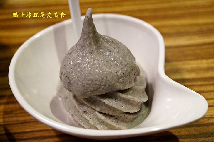 【紙鶴壽喜燒】中科壽喜燒吃到飽.西屯鍋物.壽喜昆布鴛鴦鍋.安格斯霜降牛和牛五花吃得過癮