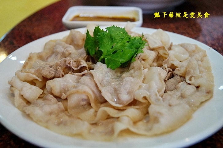 【大祥海鮮屋】台灣美食道地客家菜.台中西屯區美食.客家盆菜很經典.梅干扣肉與魚脯燜豆腐好吃又下飯