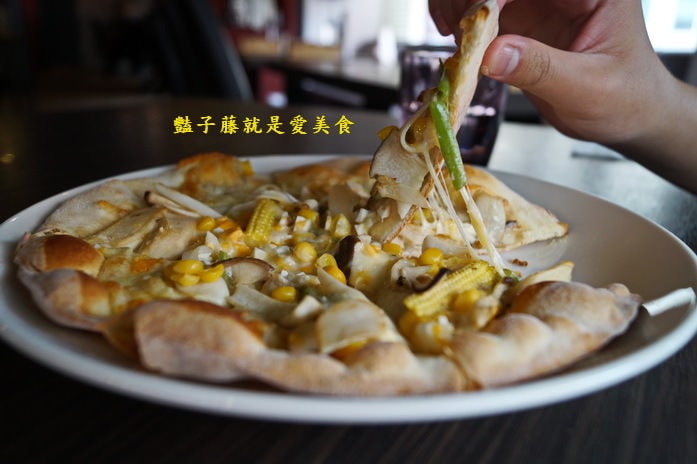 【彰化員林火車站美食】原覺咖啡．沒有湯的瑞士起司鍋．豔子藤就是愛美食