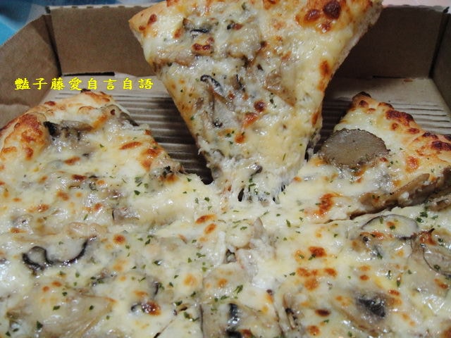 煮食麵點＆必勝客美味比薩輕Q餅皮。蕈菇嫩雞／海鮮彩蔬清爽美食新主張【豔子藤美食嚐鮮試吃報告】