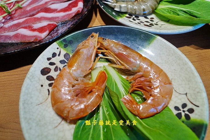 【肉多多火鍋】台中暴龍級火鍋第一品牌.挑戰肉食主義者大胃王.噶瑪蘭盤克夏優選豚美味意難忘／豔子藤